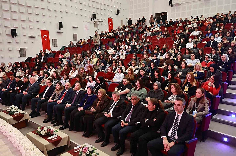 Mersin’de Tematik Kış Kampı başladı 