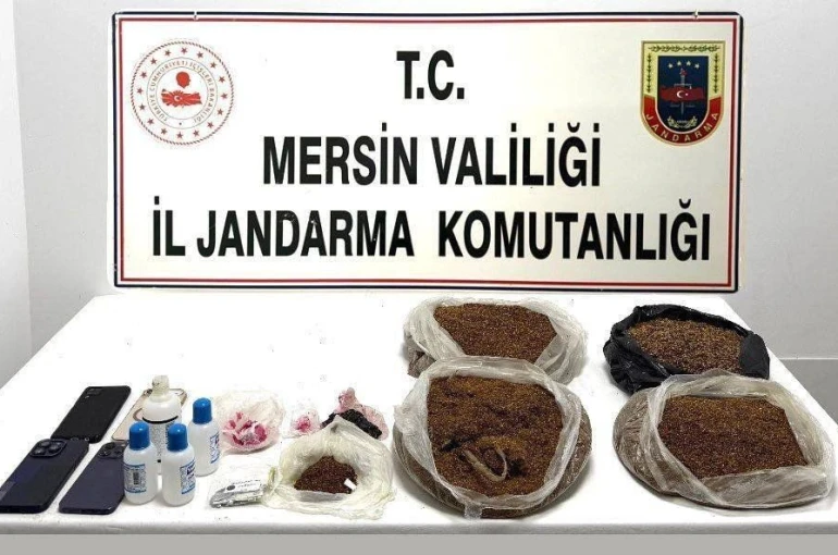 Mersin’de uyuşturucu operasyonu: 10,5 kilo bonzai ele geçirildi 