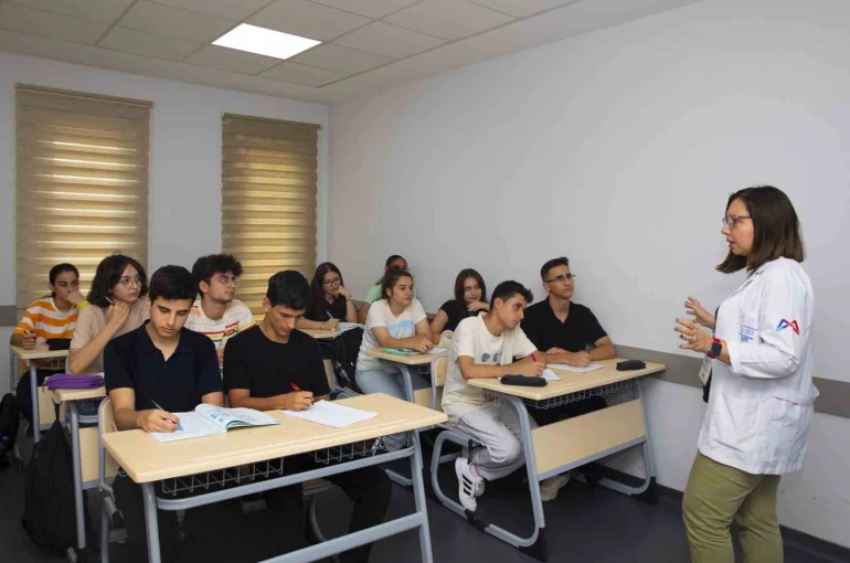 Mersin’de uzmanlardan LGS’ye girecek öğrencilere öneriler 