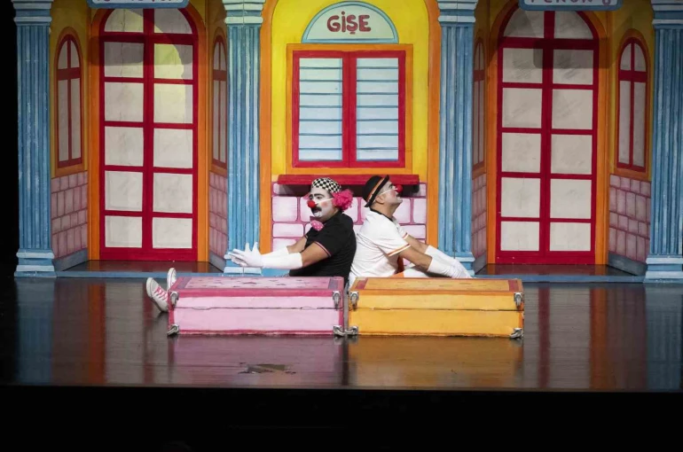 Mersin’de yarıyıl tatilinde çocuklara ücretsiz tiyatro şenliği 