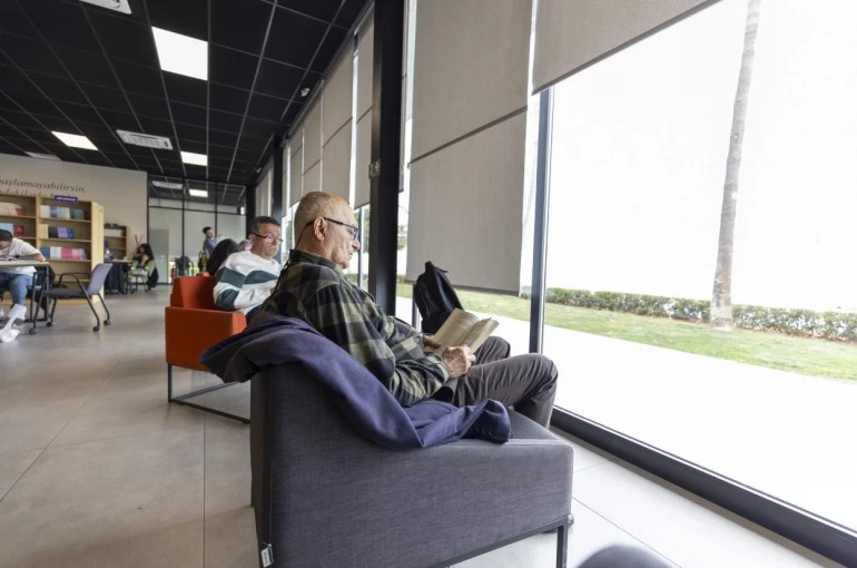 Mersin’e dijital kütüphane uygulaması geldi 