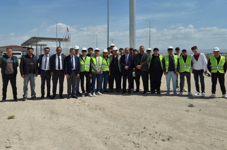 Meslek lisesi öğrencilerine teknik gezi desteği 