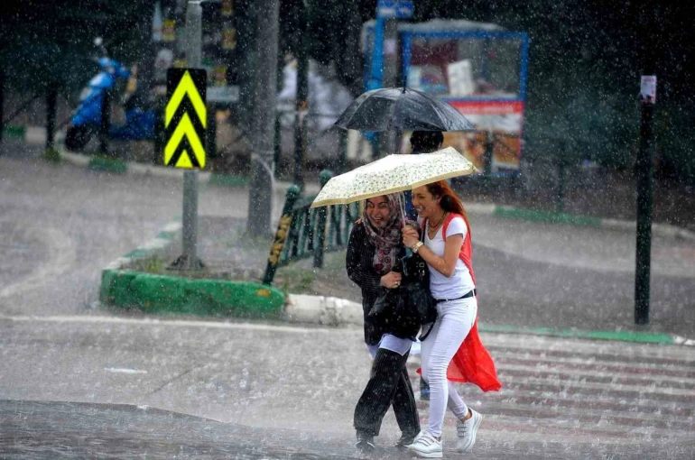 Meteorolojiden Bayburt için yağış ve rüzgâr uyarısı 