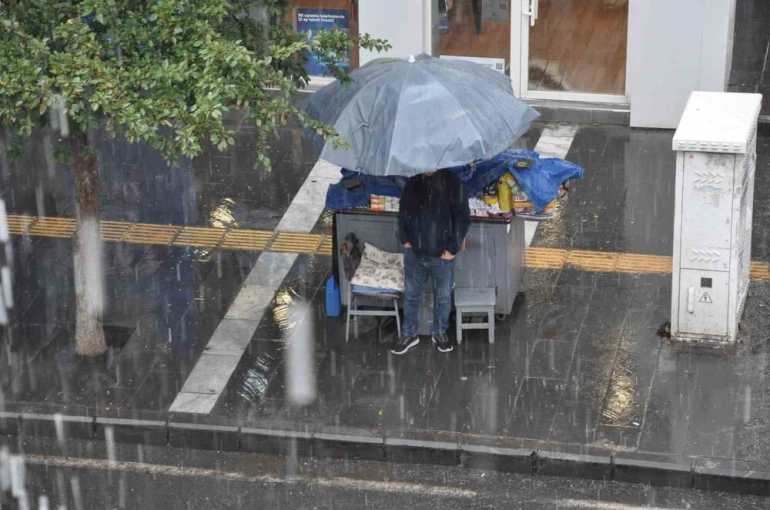 Meteoroloji’den Kars’ta sağanak yağmur uyarısı