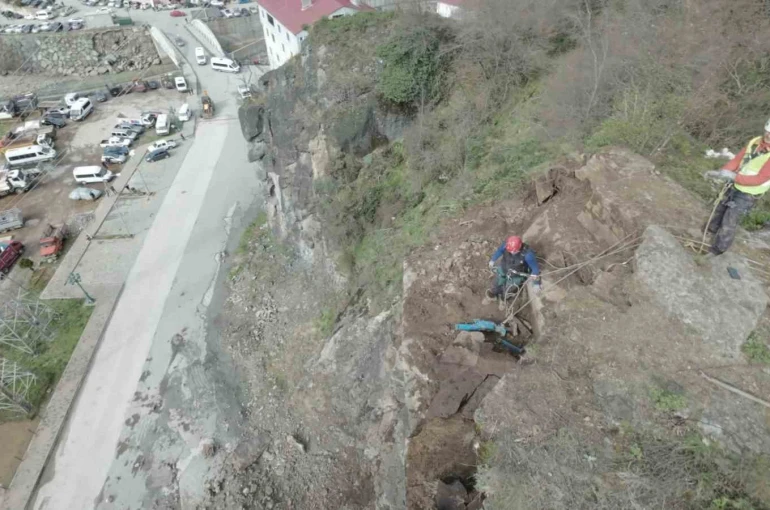 Metrelerce yükseklikte tehlikeli görev 