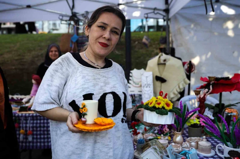 ‘Meydan Kadınların’ dayanışma pazarı doldu taştı 