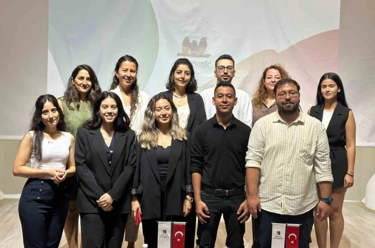 Mezun şefler, sektör tecrübelerini öğrencilerle paylaştı