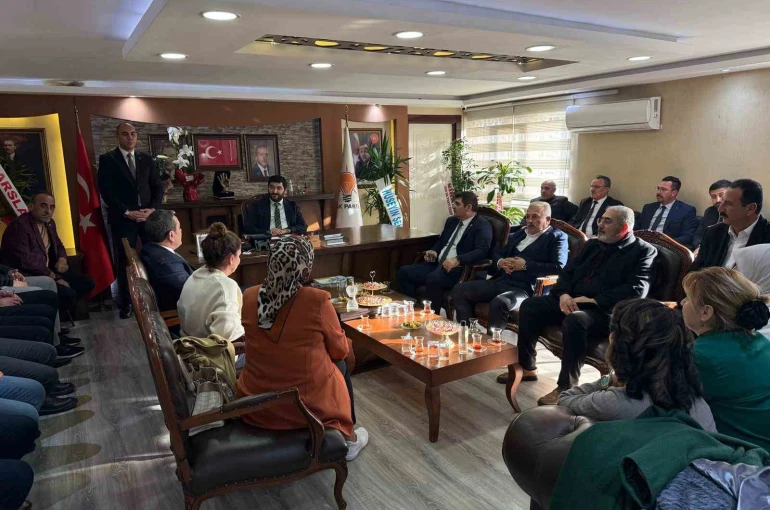 MHP Etimesgut İlçe Başkanı Muratgül’den AK Parti Etmisgut İlçe Başkanı Şankazan’a ziyaret