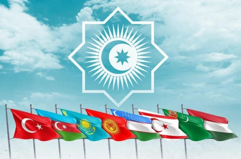 MHP Lideri Bahçeli: "Türk dili; millet olma şuurunu besleyen, tarih bilincini diri tutan ve kültürel sürekliliği temin eden temel sütundur" 