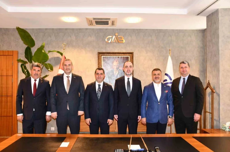 Milletvekili Bozgeyik: "İhracatçılarımız ülke kalkınmasının lokomotifidir" 