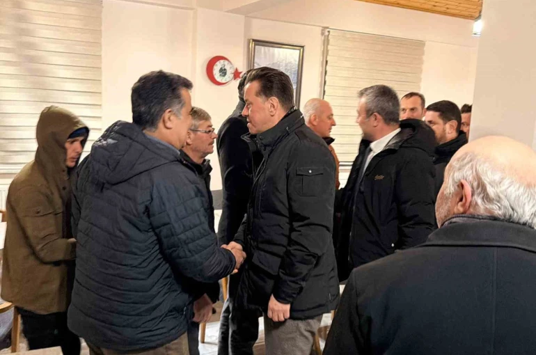 Milletvekili Nebi Hatipoğlu Mahmudiye’de muhtarlarla buluştu