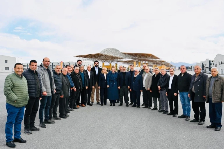 Milletvekili Ölmeztoprak üretici ve vatandaşların taleplerini dinledi 