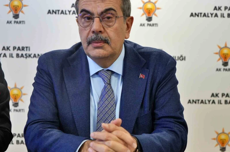 Milli Eğitim Bakanı Tekin: "Bugün, 1994’teki İSKİ skandalının daha büyüğüne şahit oluyoruz" 