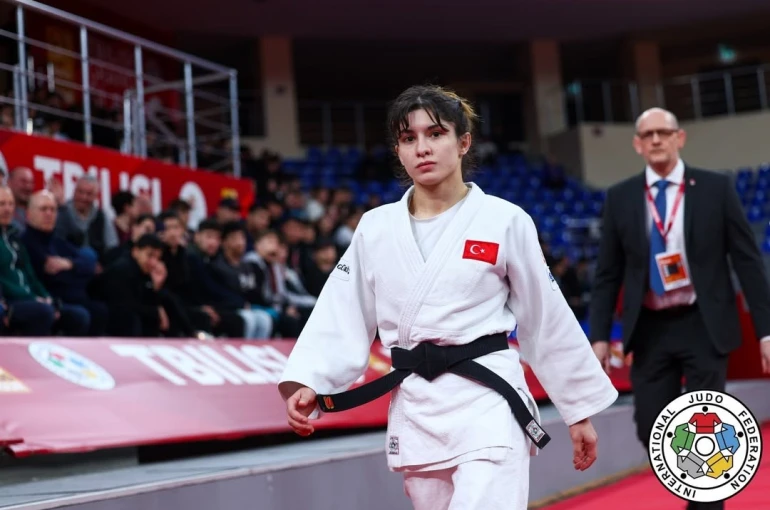 Milli judocu Tuğçe Beder, Tiflis Grand Slam’de altın madalya kazandı 