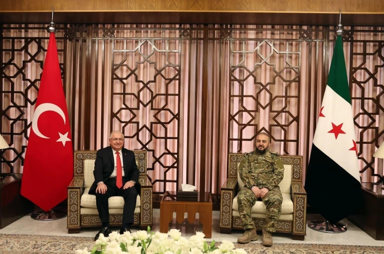 Milli Savunma Bakanı Güler, Suriyeli mevkidaşı Ebu Kasra ile bir araya geldi