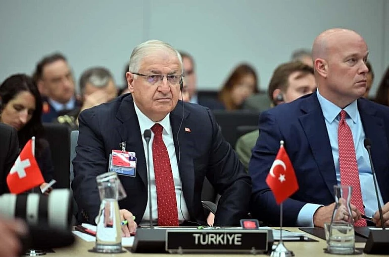 Milli Savunma Bakanı Güler, Ukrayna Savunma Temas Grubu Toplantısı’na katıldı