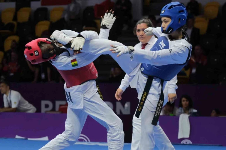 Milli taekwondocu Cansu Şeyhoğlu dünya ikincisi 