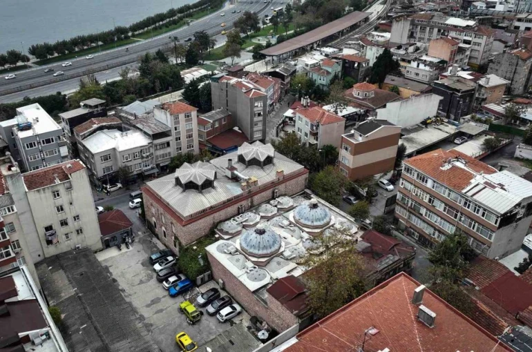 Mimar Sinan’ın eseri tarihi hamam, gazino restorana dönüştürüldü 