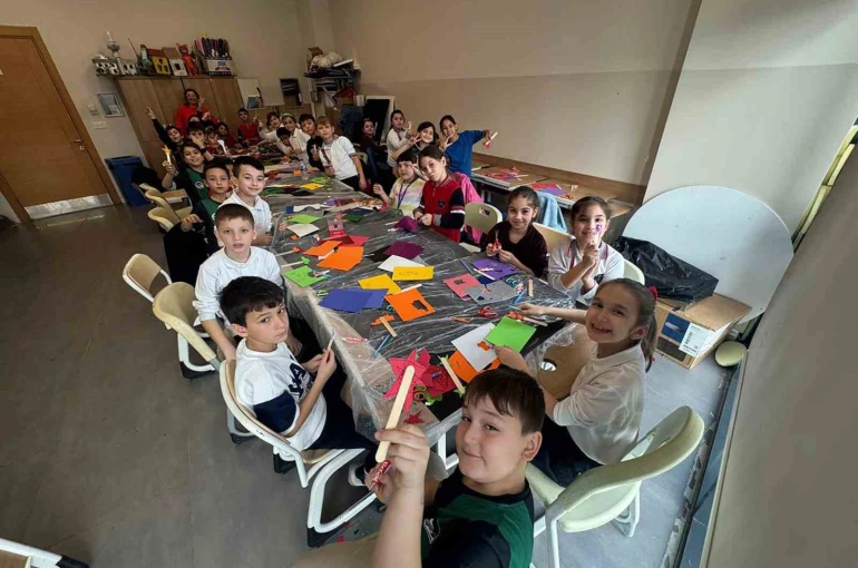 Minik öğrenciler mutfak ve tasarım atölyelerinde deneyim kazandı 