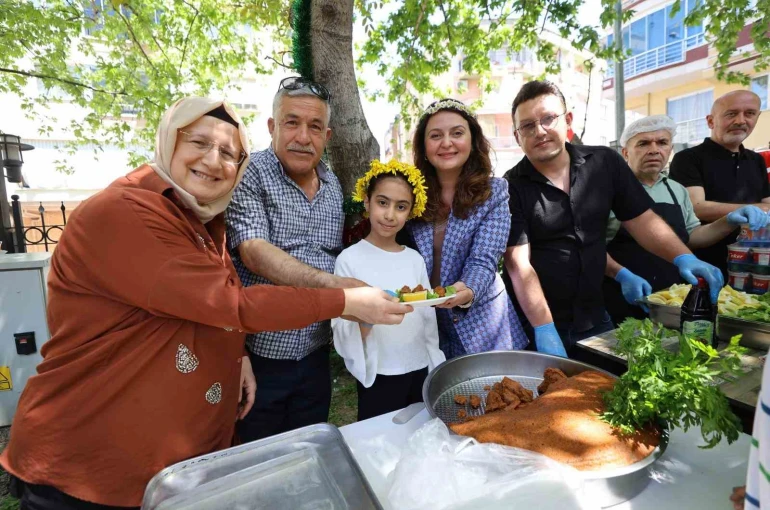 Minik Zeynep’in çiğköfte hayali gerçek oldu 