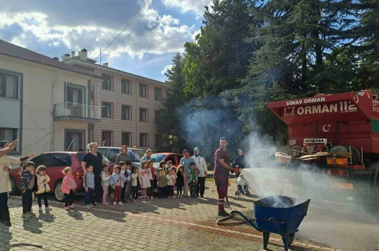 Minikler orman yangınları konusunda bilgilendirildi