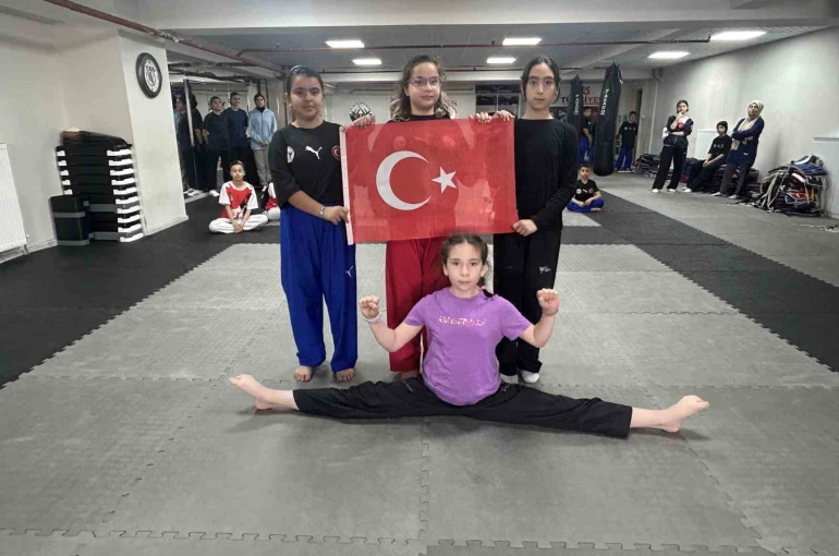 Miniklerin vatan sevgisi 