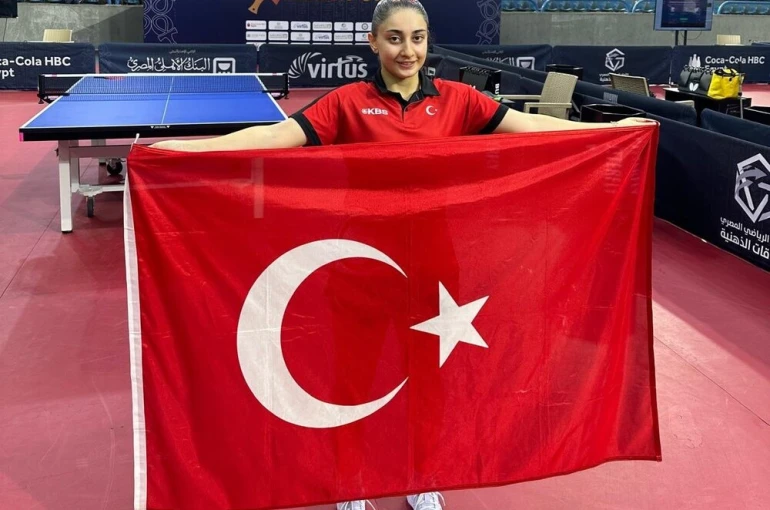 Mısır’da Ebru Acer’den gümüş ve Sümeyra Türk’ten bronz madalya 