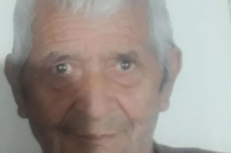Motosikletin çarptığı yaşlı adam 1 aylık yaşam mücadelesini kaybetti