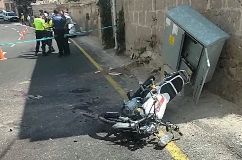 Motosikletle okula giden öğrenciler kaza yaptı: 2 ağır yaralı