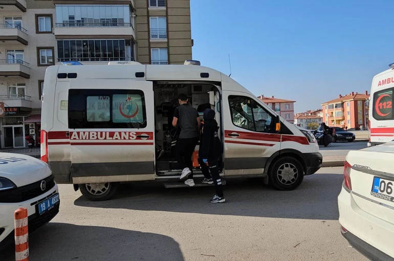 Motosiklette yangını apartmana sıçradı: 9 kişi hastanelik oldu