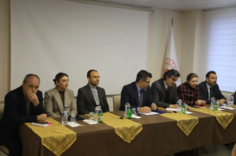 Müdür Küçük: "Hedefimiz gençlerimize daha güçlü ve nitelikli hizmet sunmak" 