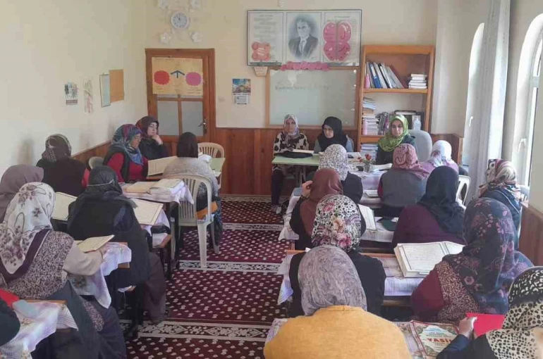 Müftü Fidan: "Mukabele Peygamber sünnetidir"