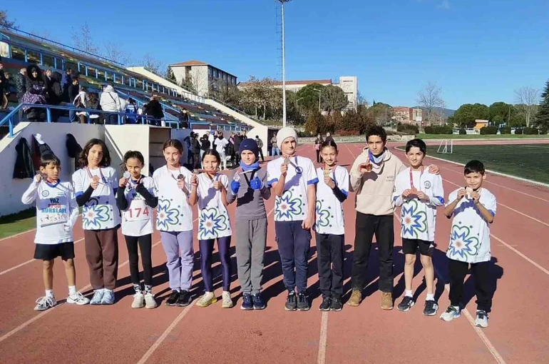 Muğla Büyükşehir Atletlerinden 27 Aralık Büyük Atatürk koşusunda madalya yağmuru 