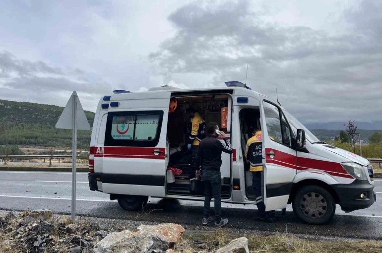 Muğla çevre yolunda yağış kazaya sebep oldu: 1 yaralı