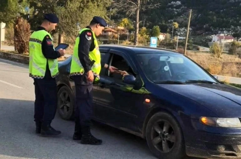 Muğla Jandarması’ndan bir haftada 59 zanlıya gözaltı 