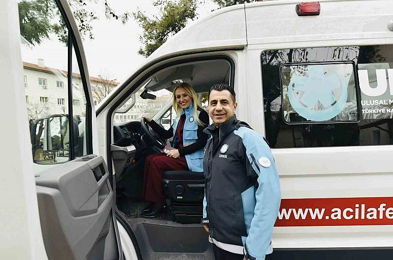 Muğla UMKE’ye tam donanımlı lojistik araç 