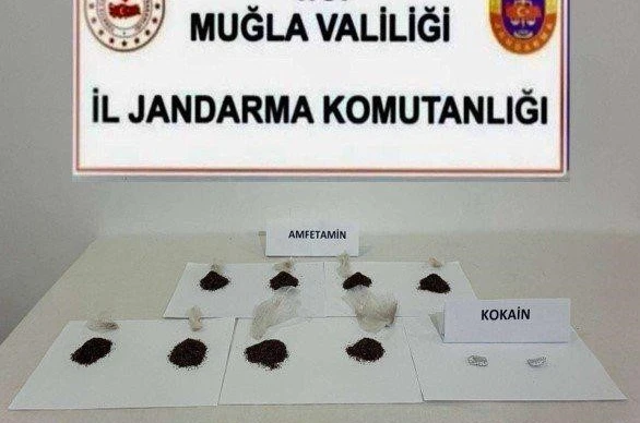 Muğla’da bin 268 adet uyuşturucu hap ele geçirildi 
