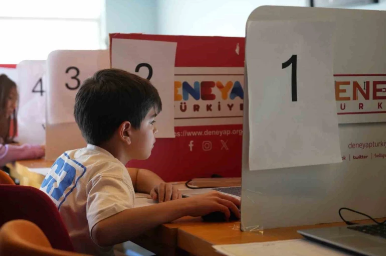 Muğla’da geleceğin teknoloji yıldızları yarışıyor 