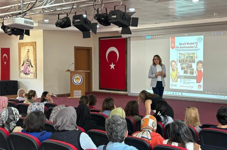 Muğla’da "Maarif Modeli Aile Konferansları" devam ediyor 