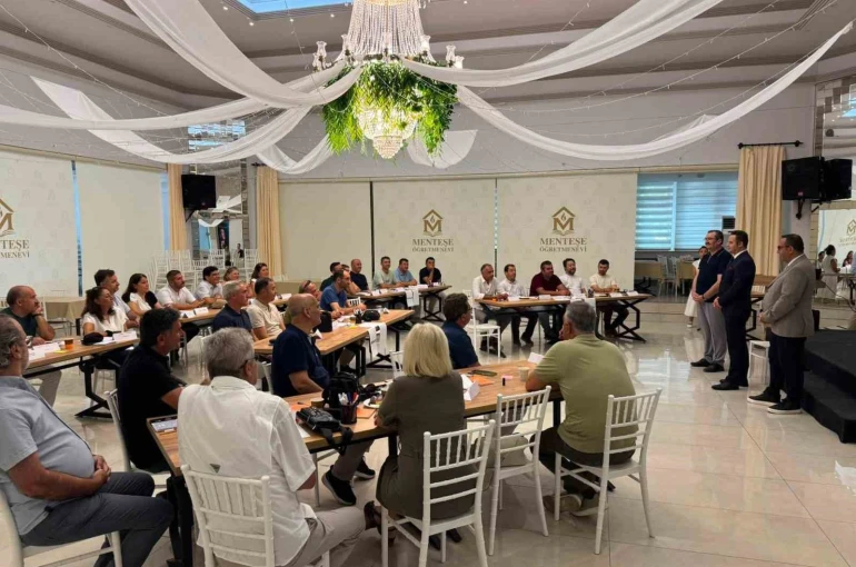 Muğla’da okul müdürlerine "etkili okul yönetimi" semineri 