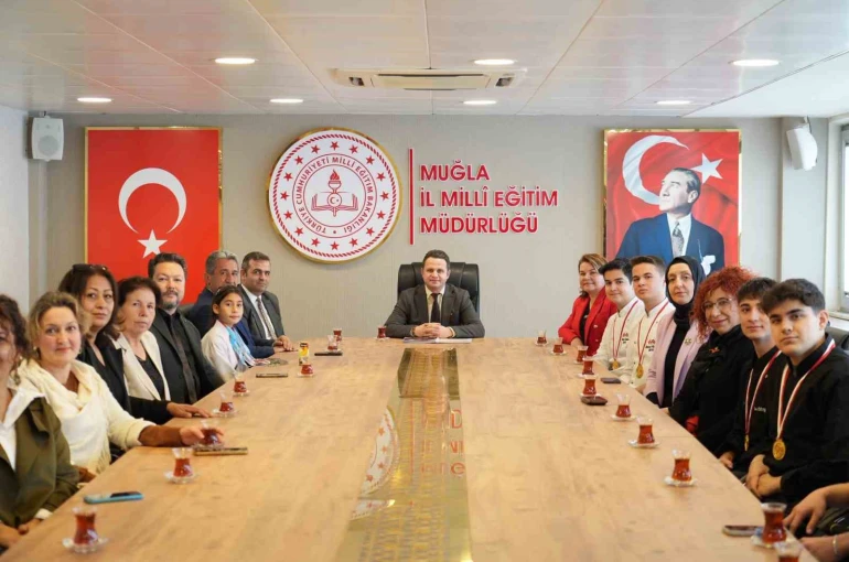 Muğla’nın altın madalyalı öğrencilerinin başarıları kutlandı 