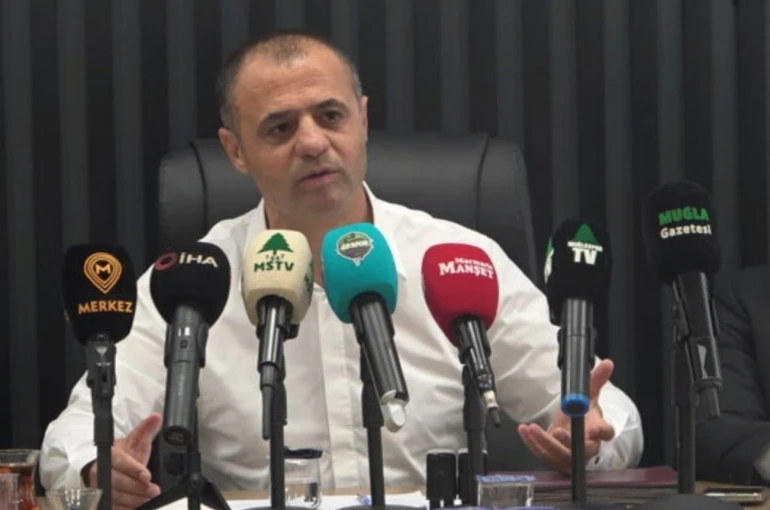 Muğlaspor Başkanı Kıyanç: "5 Ekim’e kadar stadın bitmesini bekliyoruz"