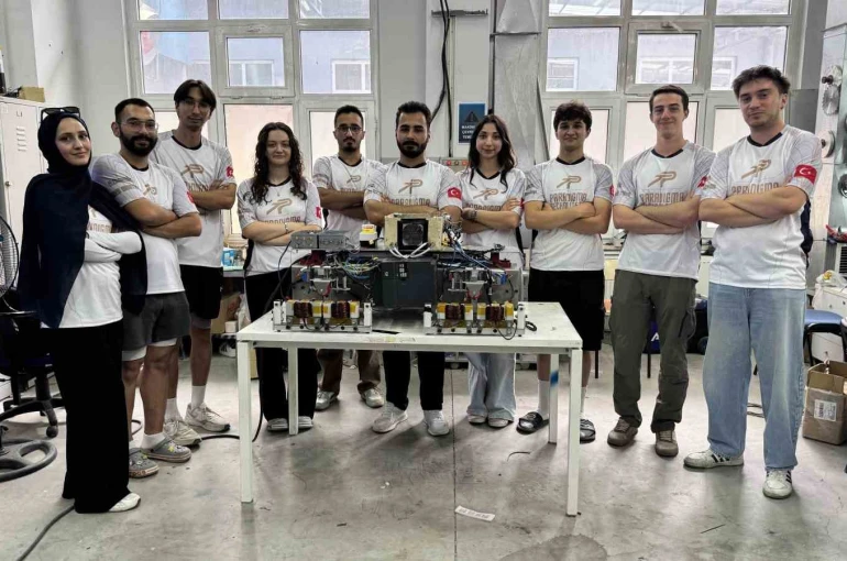 Mühendislik öğrencileri geliştirdikleri Hyperloop aracıyla TEKNOFEST’te birinciliği hedefliyor