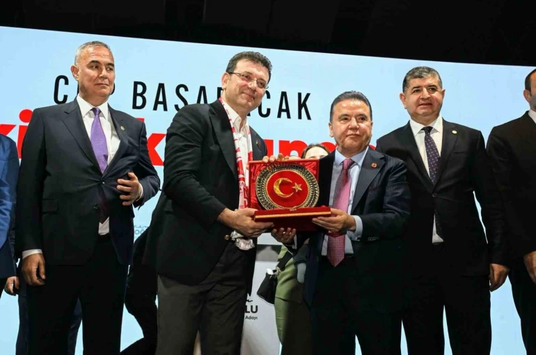 Muhittin Böcek’ten cezaevinde ek ifade: "Ekrem İmamoğlu benden 15 milyon Euro istedi, 5 milyonu havala sistemiyle gönderdim" 