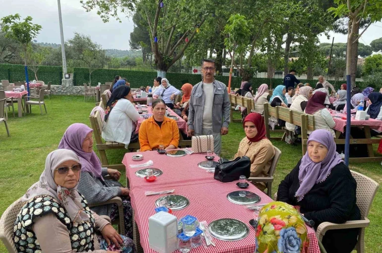 Muhtar Yavuz’dan Anneler Günü’nde anlamlı buluşma 