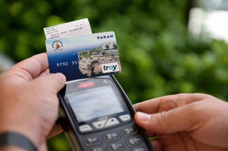 Muratpaşa’da geri dönüşümün şampiyonu Konuksever Mahallesi 