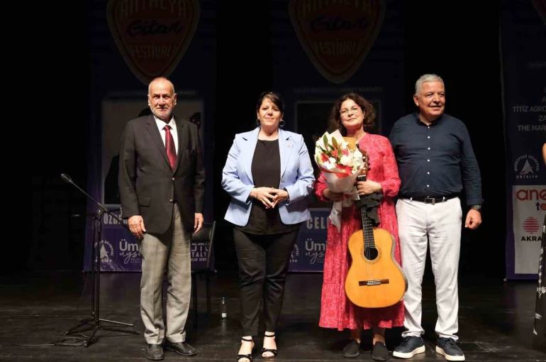 Muratpaşa’da Gitar Festivali sona erdi 