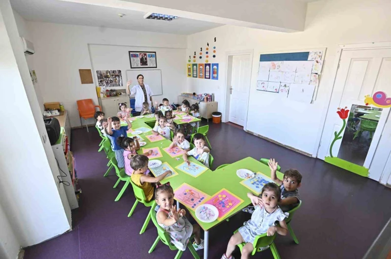 Muratpaşa’nın kreşlerinde yeni eğitim-öğretim dönemi başladı 