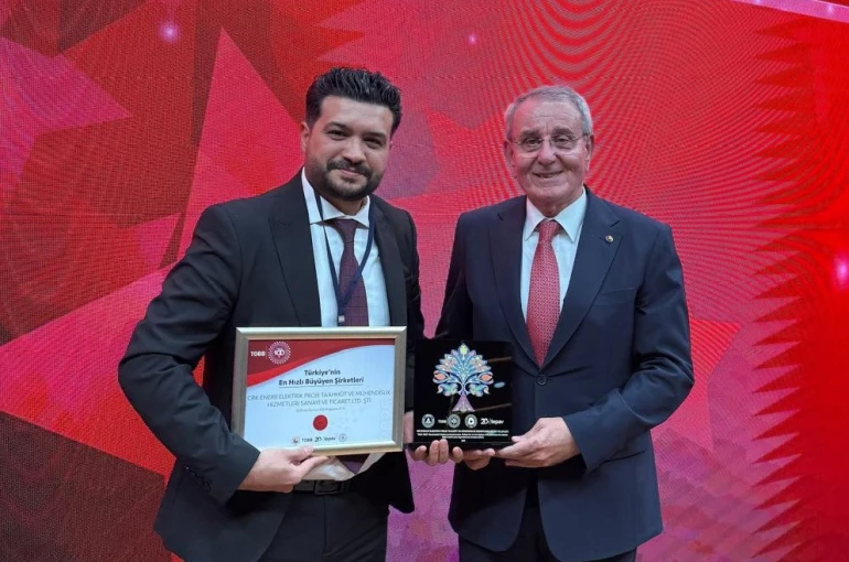 Murzioğlu, Türkiye 27’ncisi olan Samsunlu firmayı kutladı 