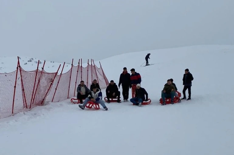 Muş Çocuk Evleri Sitesi’nden çocuklara yarıyıl tatilinde kayak keyfi
